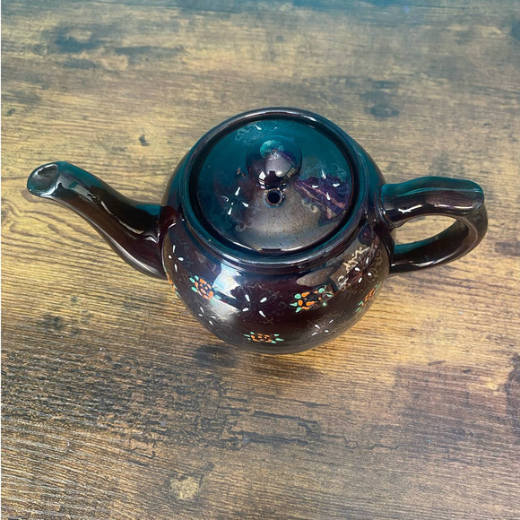 Vintage Brown and Gold Handpainted Made in Japan Small Teapot - Picture 5 of 9